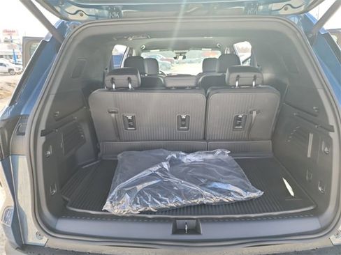 New 2026 Chevrolet Traverse LT w/ Enhanced Driving Package image 14