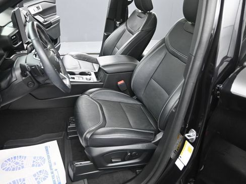 Used 2023 Ford Explorer ST w/ Equipment Group 401A AWD/4WD image 21