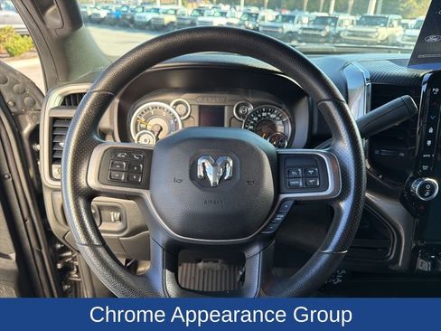 Used 2021 RAM 2500 Tradesman w/ Chrome Appearance Group image 17