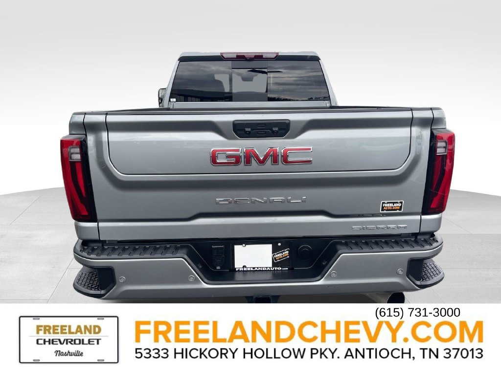Used 2024 GMC Sierra 2500 Denali w/ Denali Reserve Package AWD/4WD image 4