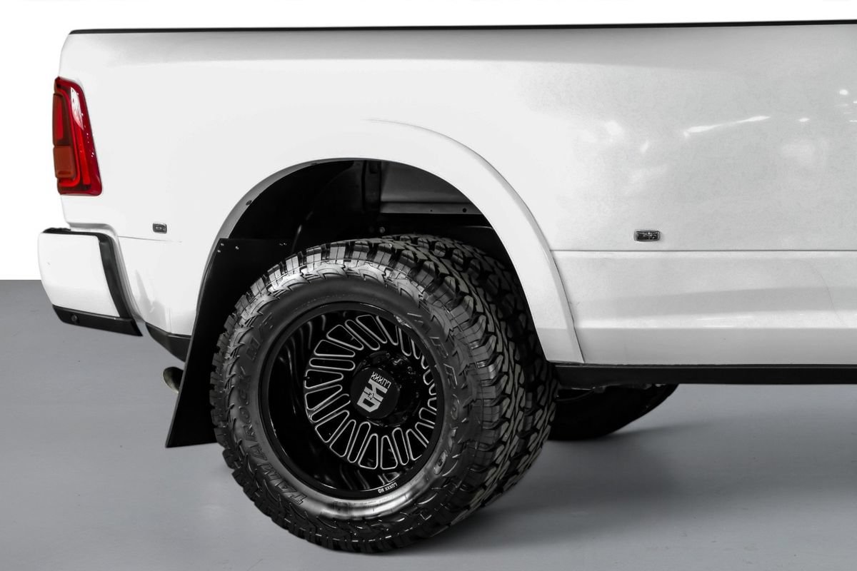 Used 2025 RAM 3500 Limited AWD/4WD image 7