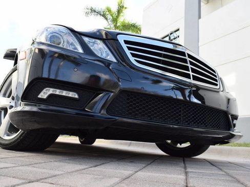 Used 2010 Mercedes-Benz E 350 4MATIC Sedan image 14