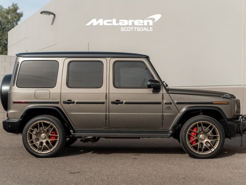 Used 2025 Mercedes-Benz G 63 AMG 4MATIC image 8
