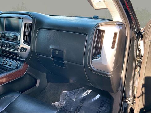 Used 2018 GMC Sierra 1500 SLT image 17