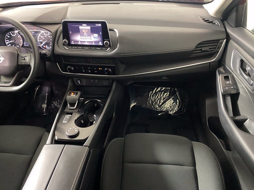 Used 2025 Nissan Rogue S AWD/4WD image 24