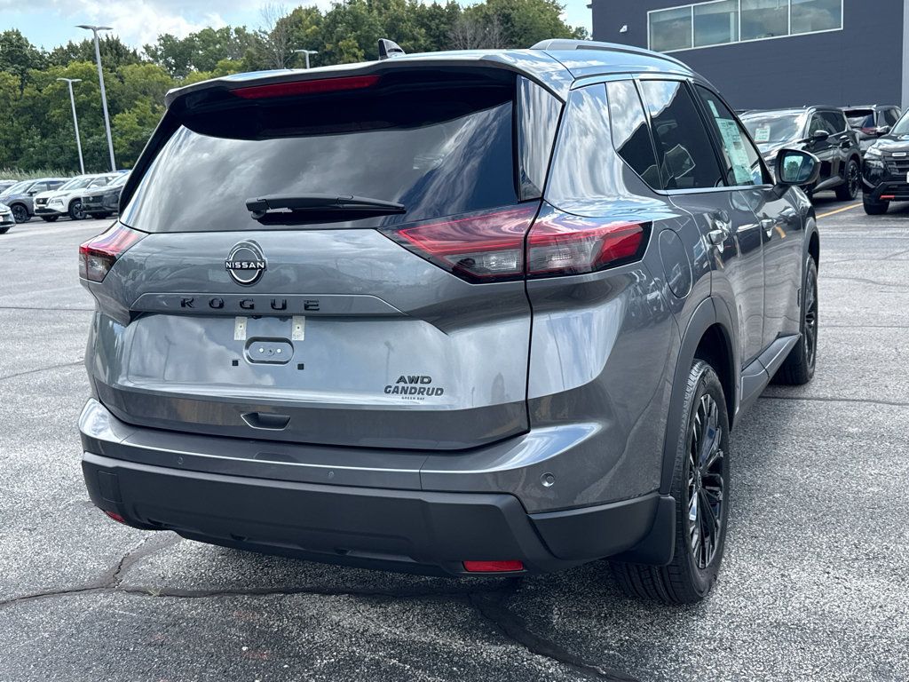 New 2026 Nissan Rogue Dark Armor AWD/4WD image 5