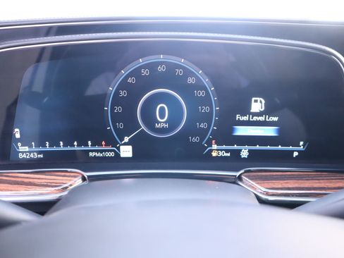 Used 2021 Cadillac Escalade ESV Premium Luxury w/ Driver Assist Tech Package image 40