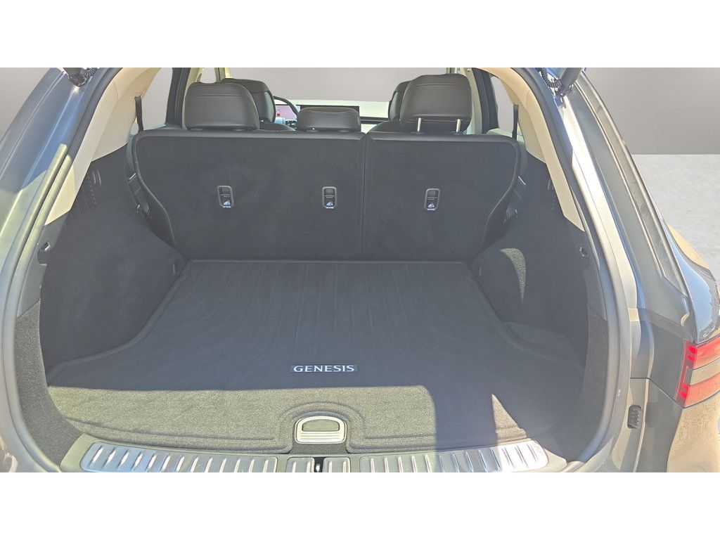 Used 2026 Genesis GV70 2.5T AWD/4WD image 9