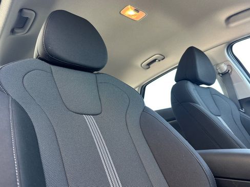 Certified 2026 Hyundai Elantra SE FWD image 19