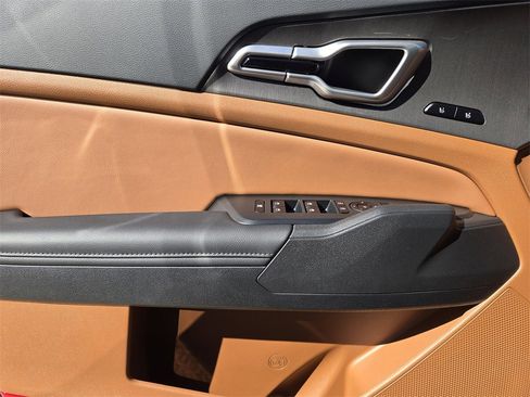 New 2026 Kia Sportage X-Line w/ X-Line Technology Package image 16