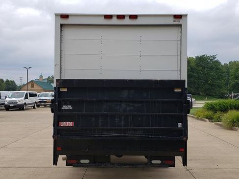 Used 2015 Chevrolet Express 3500 RWD image 4