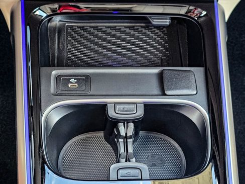 New 2026 Mercedes-Benz GLB 250 4MATIC image 21