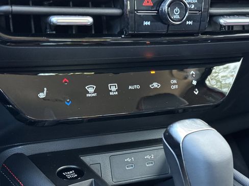 New 2026 Nissan Kicks SR w/ Cold Weather Package image 17