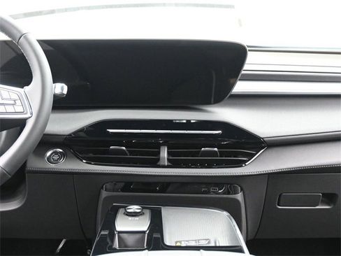 New 2026 Buick Enclave Sport Touring w/ Power Package image 27