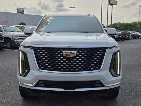 Certified 2026 Cadillac Escalade ESV Luxury w/ Touring Package AWD/4WD image 3