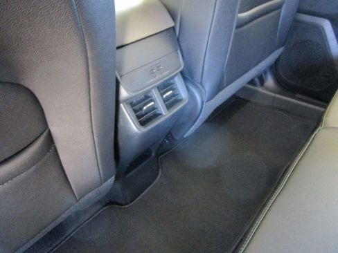 New 2026 Chevrolet Equinox LT w/ Convenience Package II image 16