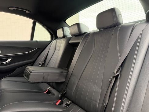 Used 2019 Mercedes-Benz E 450 4MATIC Sedan image 36