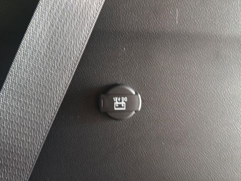 New 2026 Chrysler Pacifica Select FWD image 8
