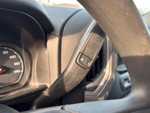 Used 2019 Chevrolet Silverado 1500 Custom w/ Custom Value Package image 16