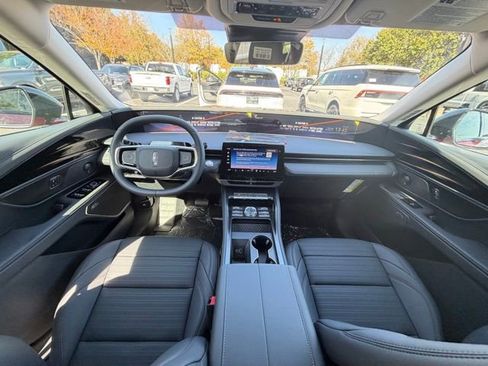 New 2026 Lincoln Nautilus Reserve w/ Jet Appearance Package image 10