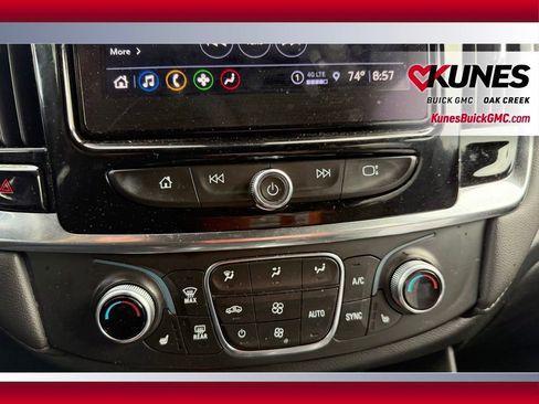 Used 2023 Chevrolet Traverse LT AWD/4WD image 17