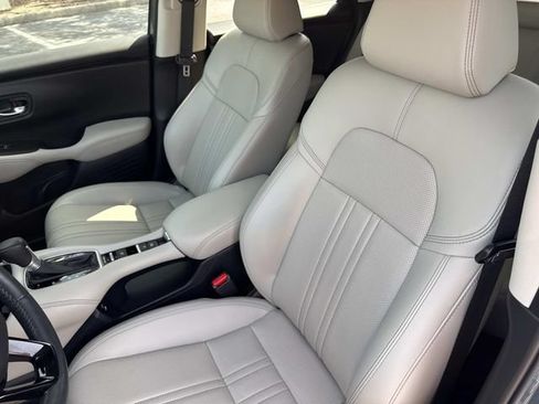 Certified 2024 Honda HR-V EX-L image 20