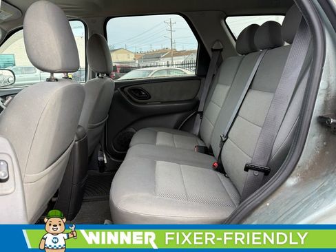 Used 2007 Ford Escape 4WD Hybrid image 9