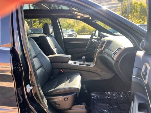 Used 2015 Jeep Grand Cherokee Summit AWD/4WD image 28