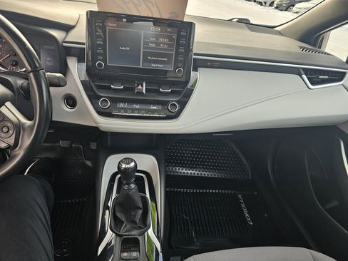 Used 2020 Toyota Corolla SE image 20