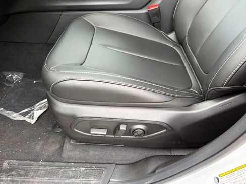New 2026 Jeep Grand Cherokee L Limited AWD/4WD image 14
