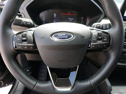 Used 2026 Ford Escape Active w/ Cold Weather Package FWD image 14