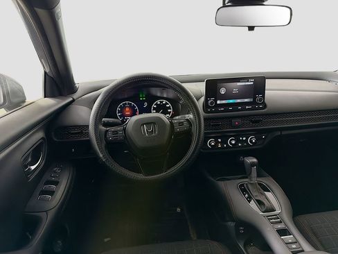 Used 2024 Honda HR-V Sport image 23
