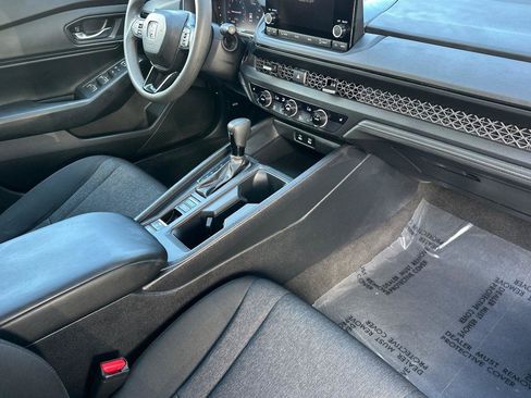 Certified 2024 Honda Accord EX image 15