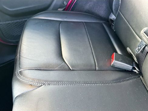 Used 2022 Jeep Wrangler Unlimited Sahara image 29