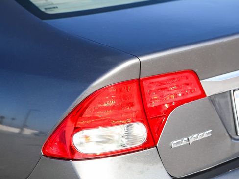 Used 2009 Honda Civic DX-VP image 11