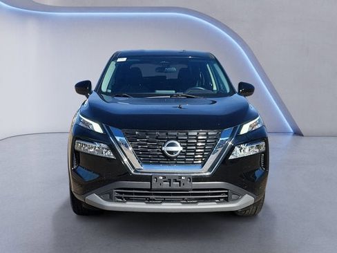 Used 2023 Nissan Rogue SV image 8