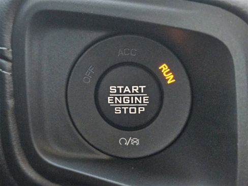 New 2025 Jeep Gladiator Rubicon w/ Convenience Group image 22