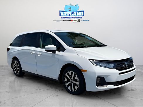 New 2026 Honda Odyssey EX-L image 7