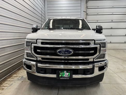 Used 2022 Ford F350 Lariat w/ Lariat Ultimate Package AWD/4WD image 2