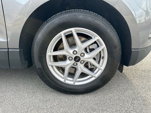 Used 2024 Ford Edge SEL image 31