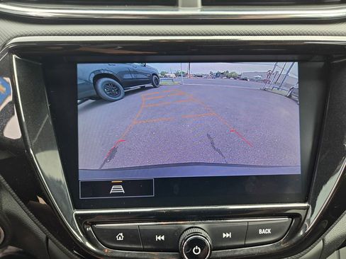 Used 2022 Chevrolet TrailBlazer RS w/ Sun and Liftgate Package AWD/4WD image 18