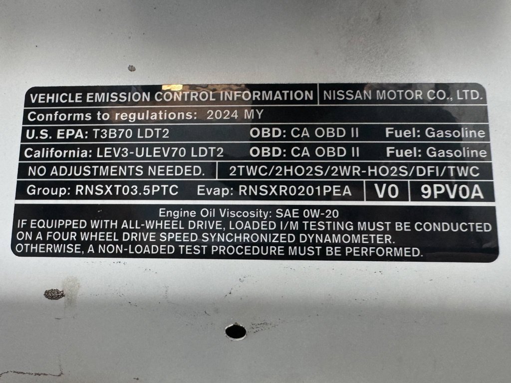 Used 2024 Nissan Pathfinder SV FWD image 30