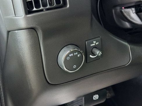New 2026 Chevrolet Express 3500 Extended RWD image 10