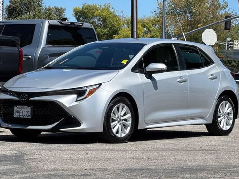 Certified 2023 Toyota Corolla SE w/ SE Premium Package FWD image 7