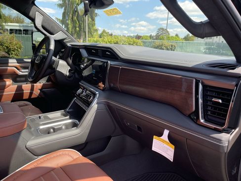 New 2025 GMC Sierra 3500 Denali Ultimate image 66