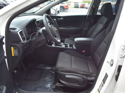 Used 2022 Kia Sportage LX FWD image 16