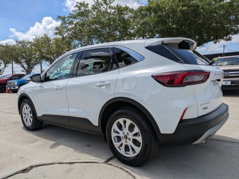 Certified 2024 Ford Escape Active FWD image 6