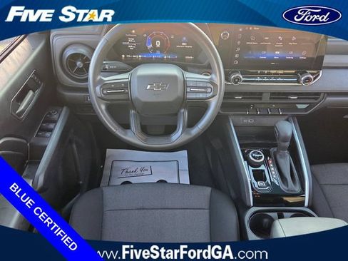Used 2024 Chevrolet Colorado Trail Boss w/ Technology Package AWD/4WD image 13