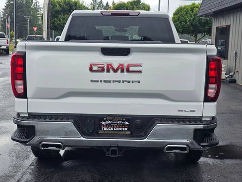 Used 2021 GMC Sierra 1500 SLE w/ Fleet Comfort Package AWD/4WD image 4