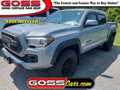 Used 2018 Toyota Tacoma TRD Off-Road AWD/4WD image 1